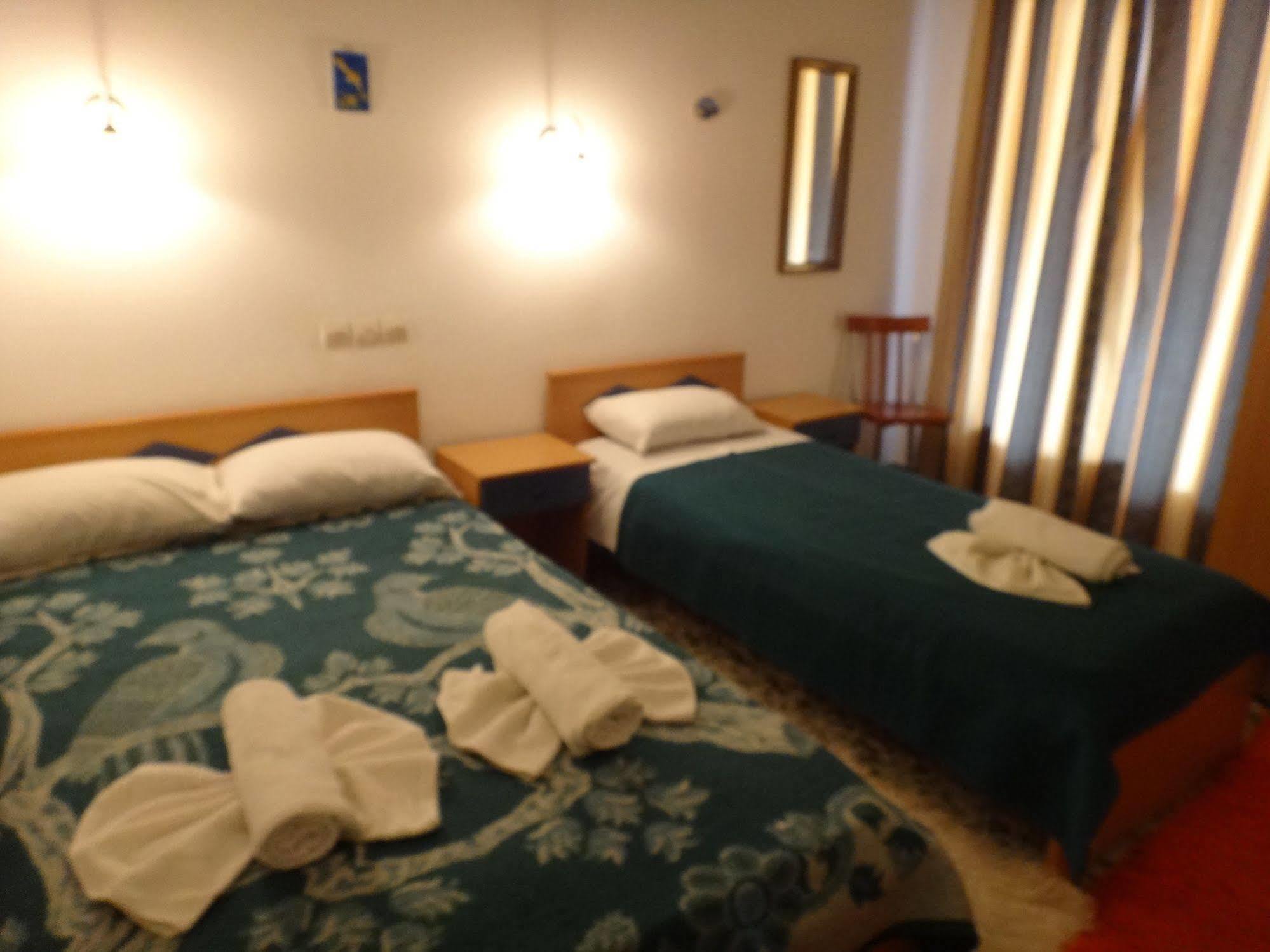 Sofia Rooms Loutra Edipsou  Luaran gambar