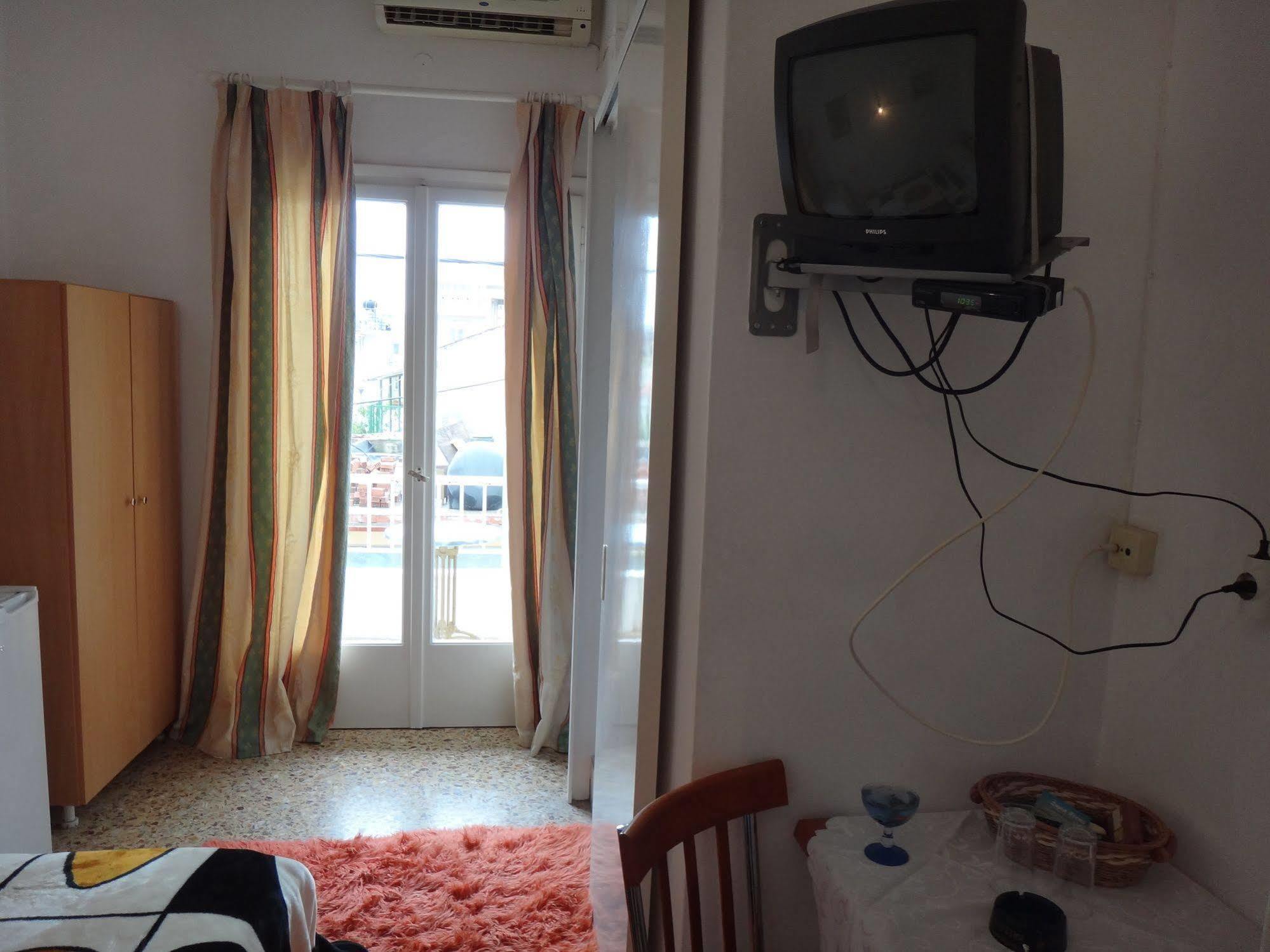 Sofia Rooms Loutra Edipsou  Luaran gambar