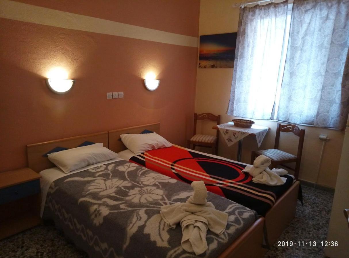 Sofia Rooms Loutra Edipsou  Luaran gambar