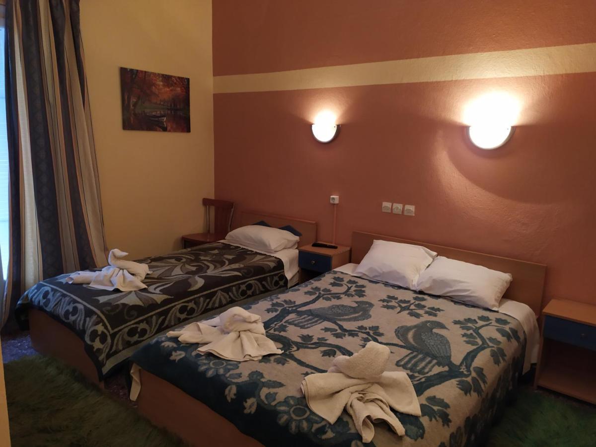 Sofia Rooms Loutra Edipsou  Luaran gambar